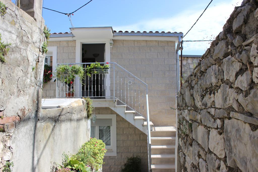 Apartments Duje Split Exterior photo