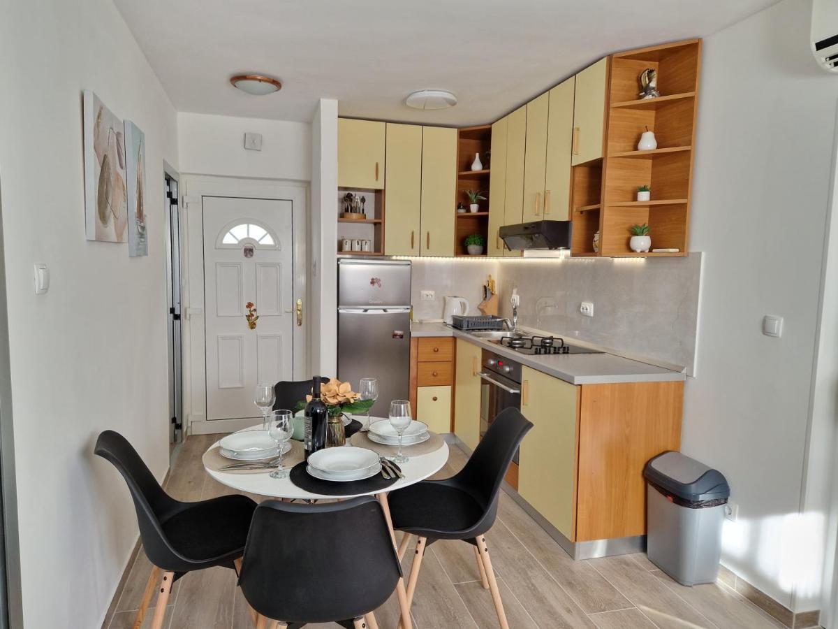 Apartments Duje Split Exterior photo