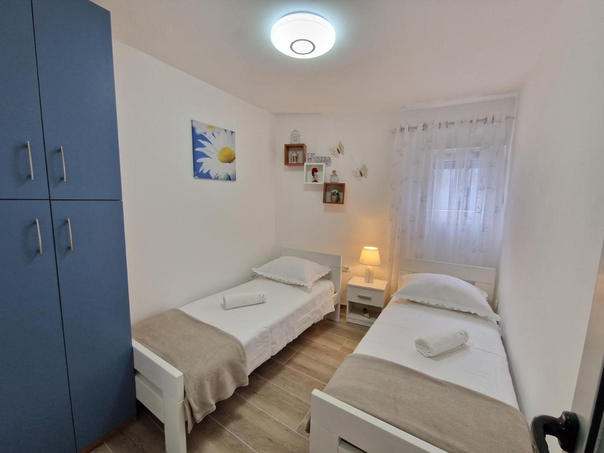 Apartments Duje Split Exterior photo